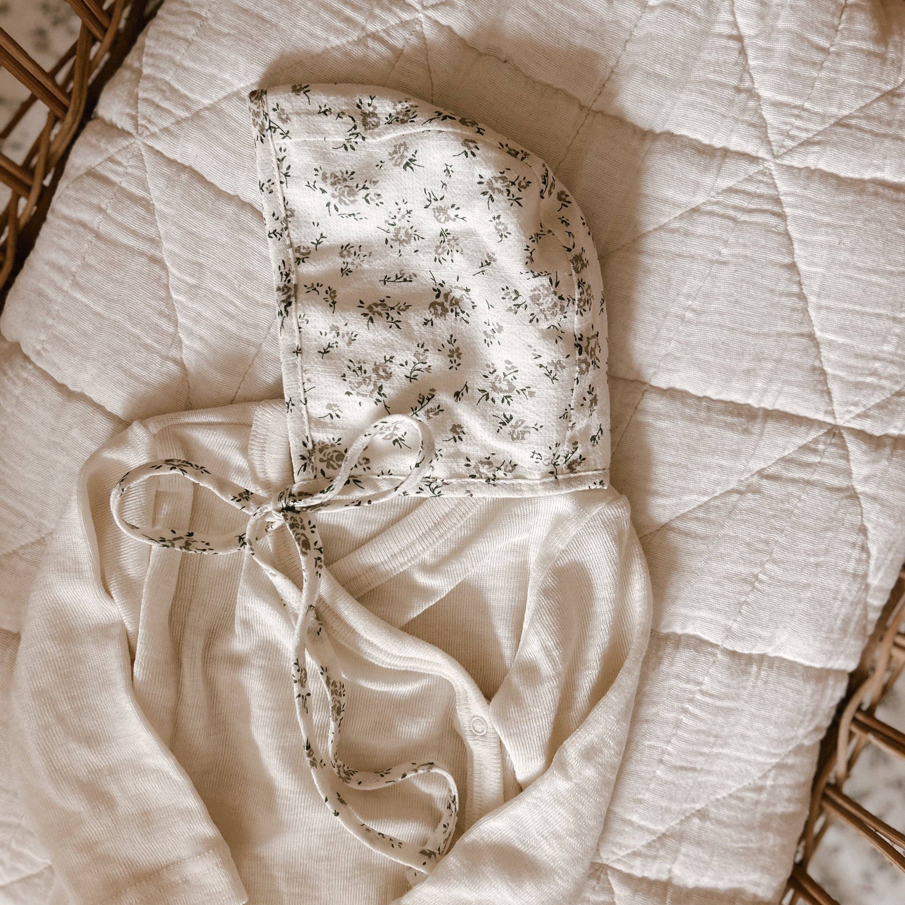 Bonnet in Darling Buds Floral - PRE ORDER: Newborn by blue daisy