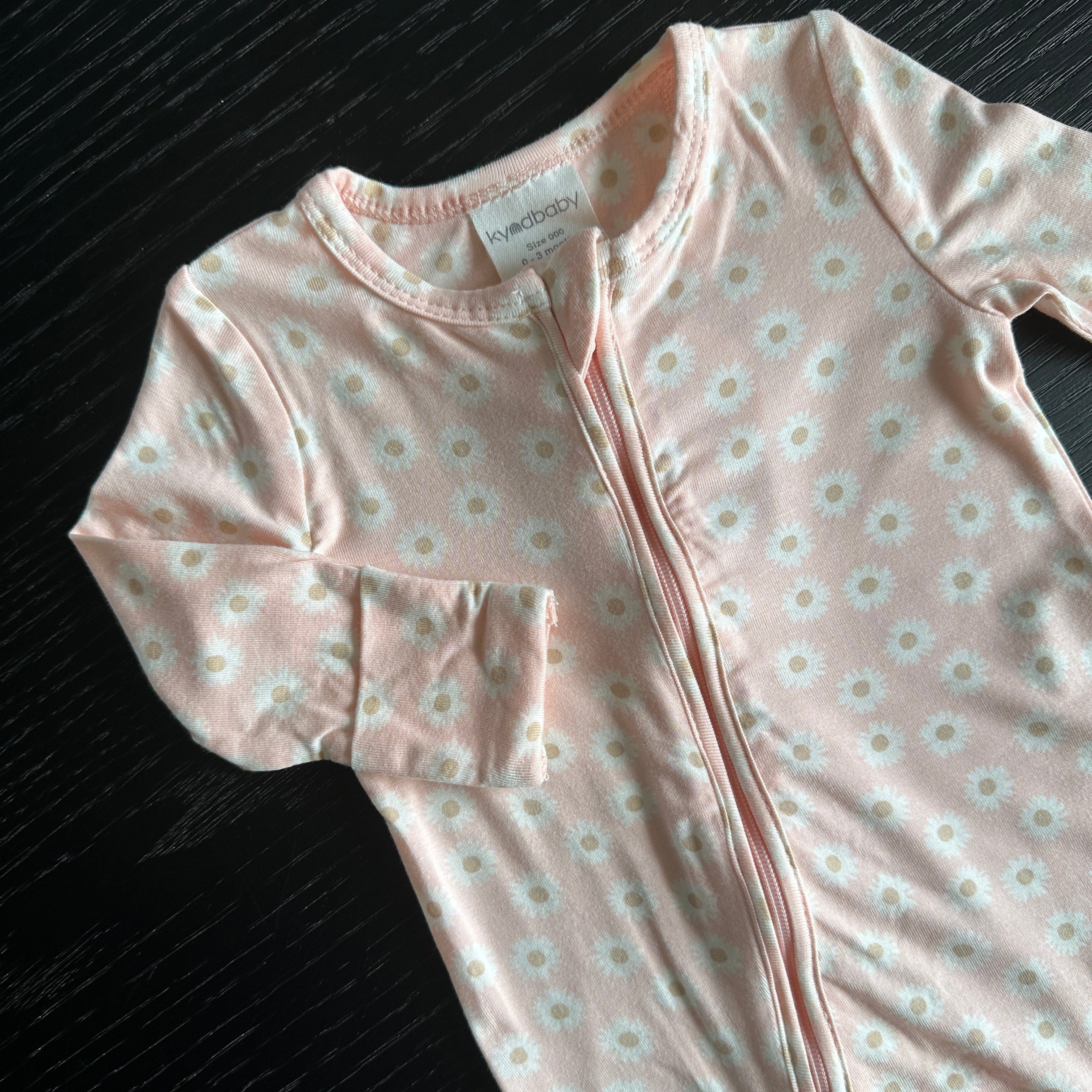 Day or Night Onesie - Daisy Charm 000 by Kynd Baby