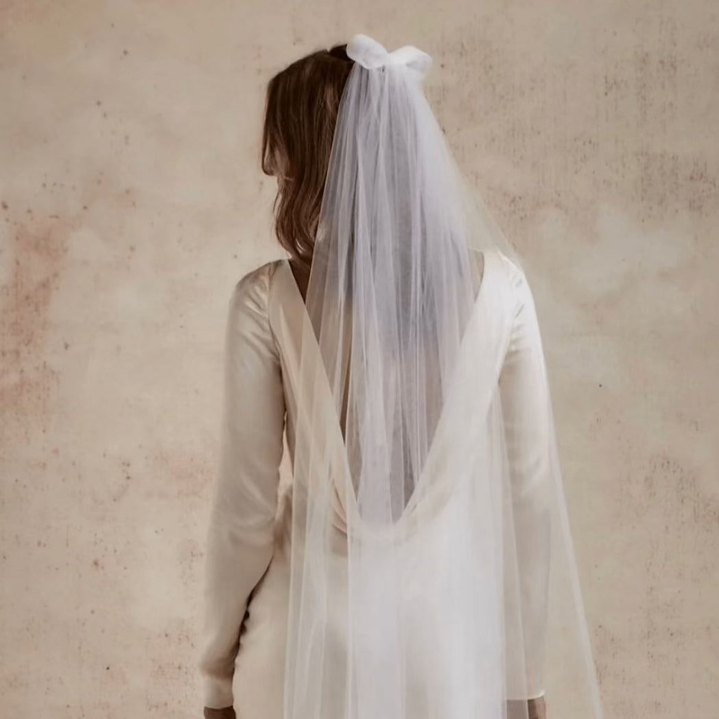 Eadie Crinoline Bow Bridal Veil by Dove Grey Bridal