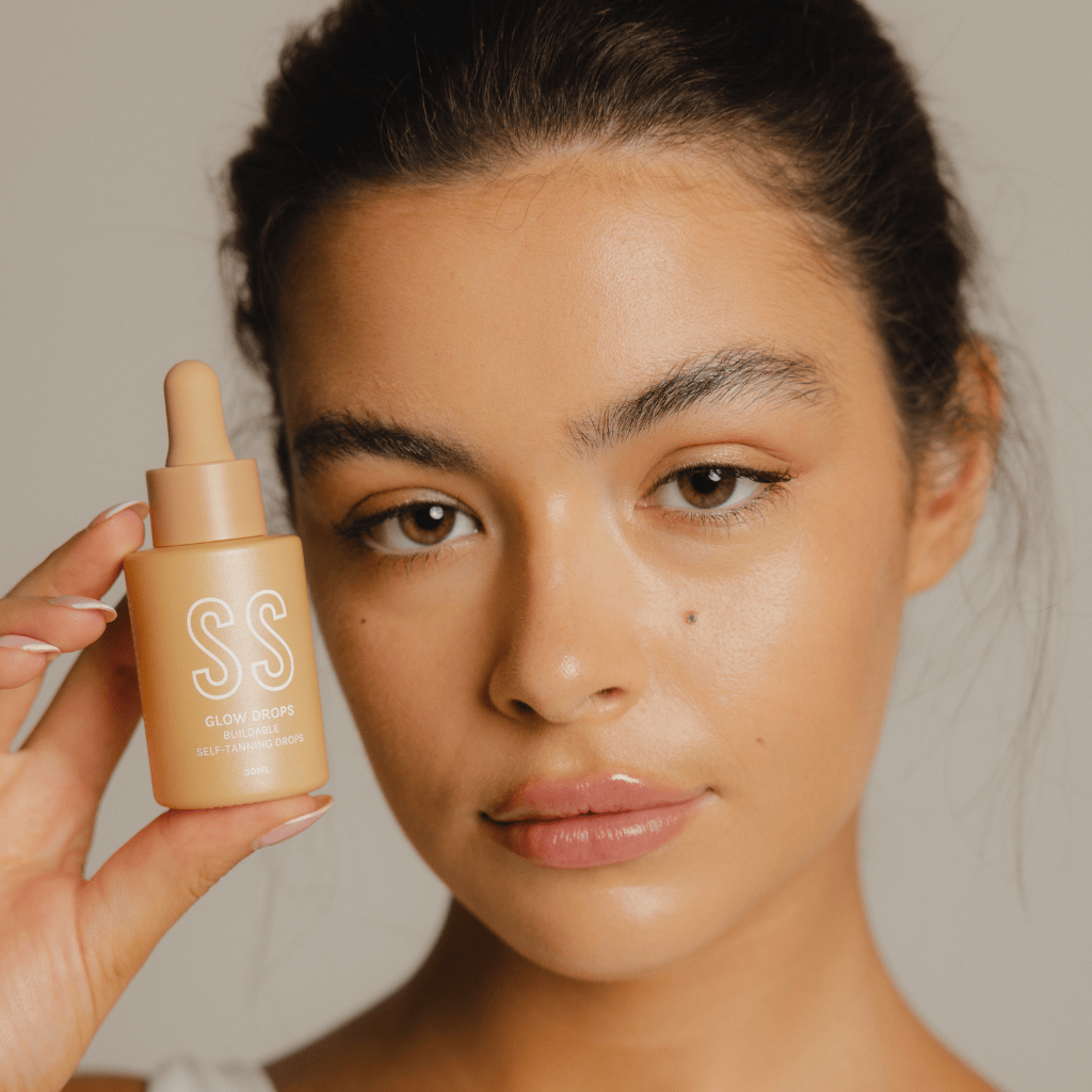 Glow Drops |
Skincare-Infused Face Tan | BEST SELLER by Summer Skin Australia