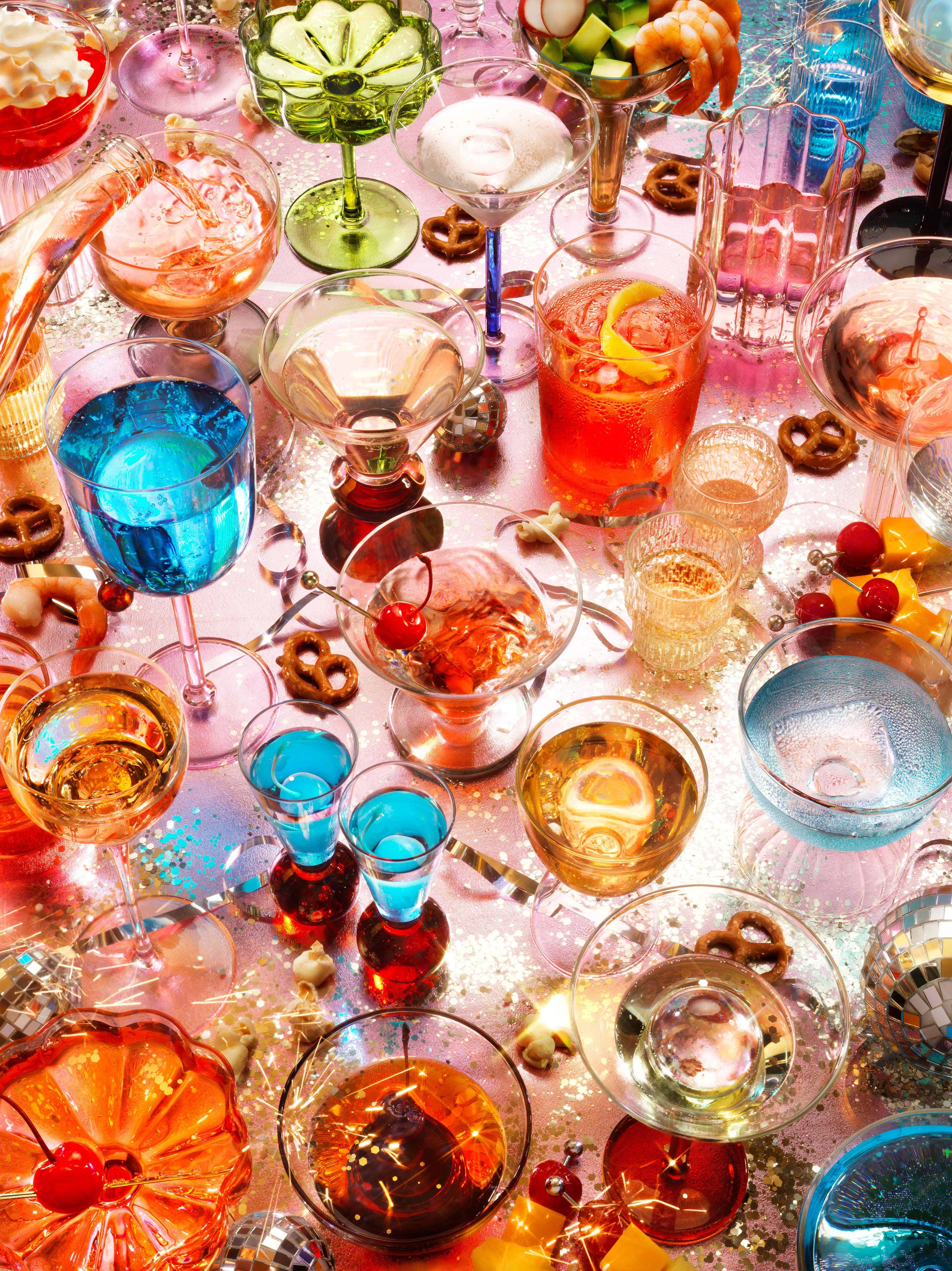 Happy Hour - 1000 Piece Puzzle by Piecework Puzzles