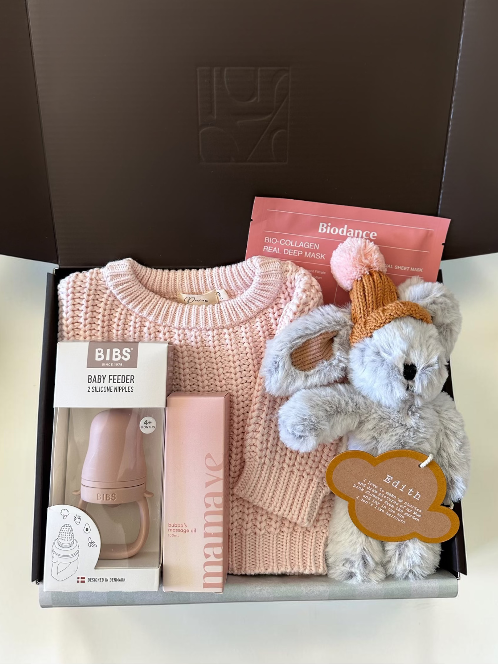 Keepsake – Baby Girl Gift Box by Claya