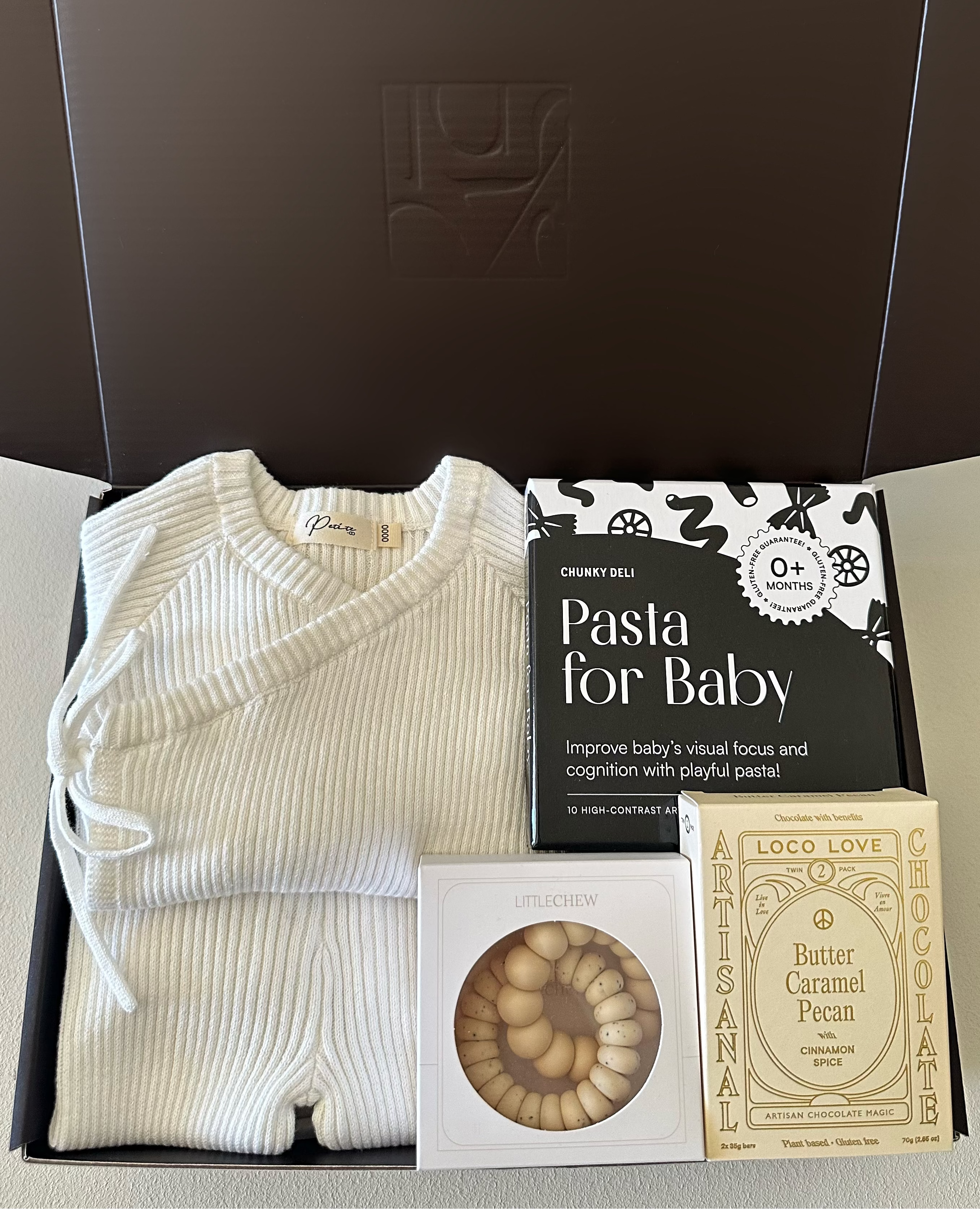 The Baby Girl Edit – Newborn Gift Box by Claya