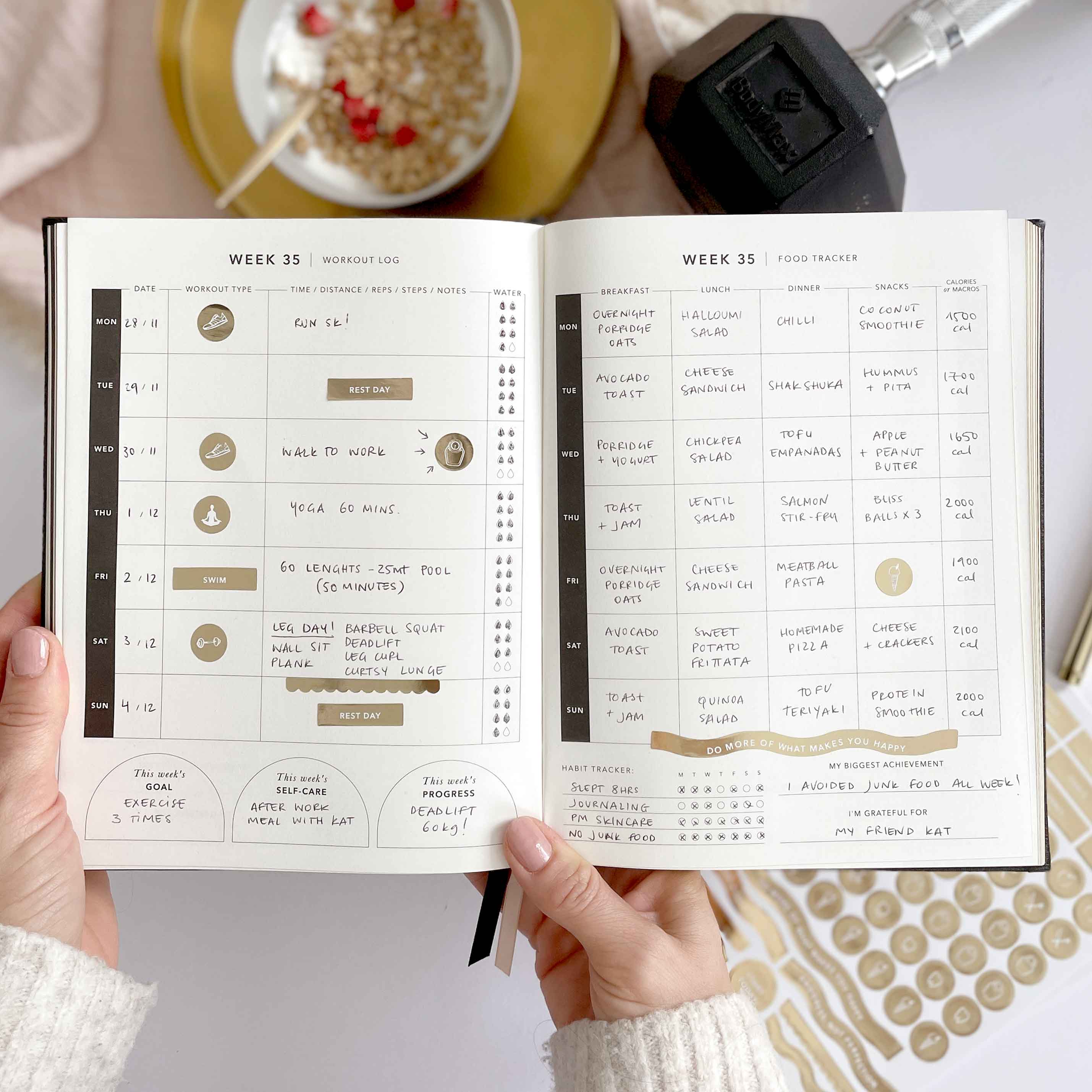 The Daily Fitness Planner - 365 Days of Movement, Meals & Motivation by Blush And Gold