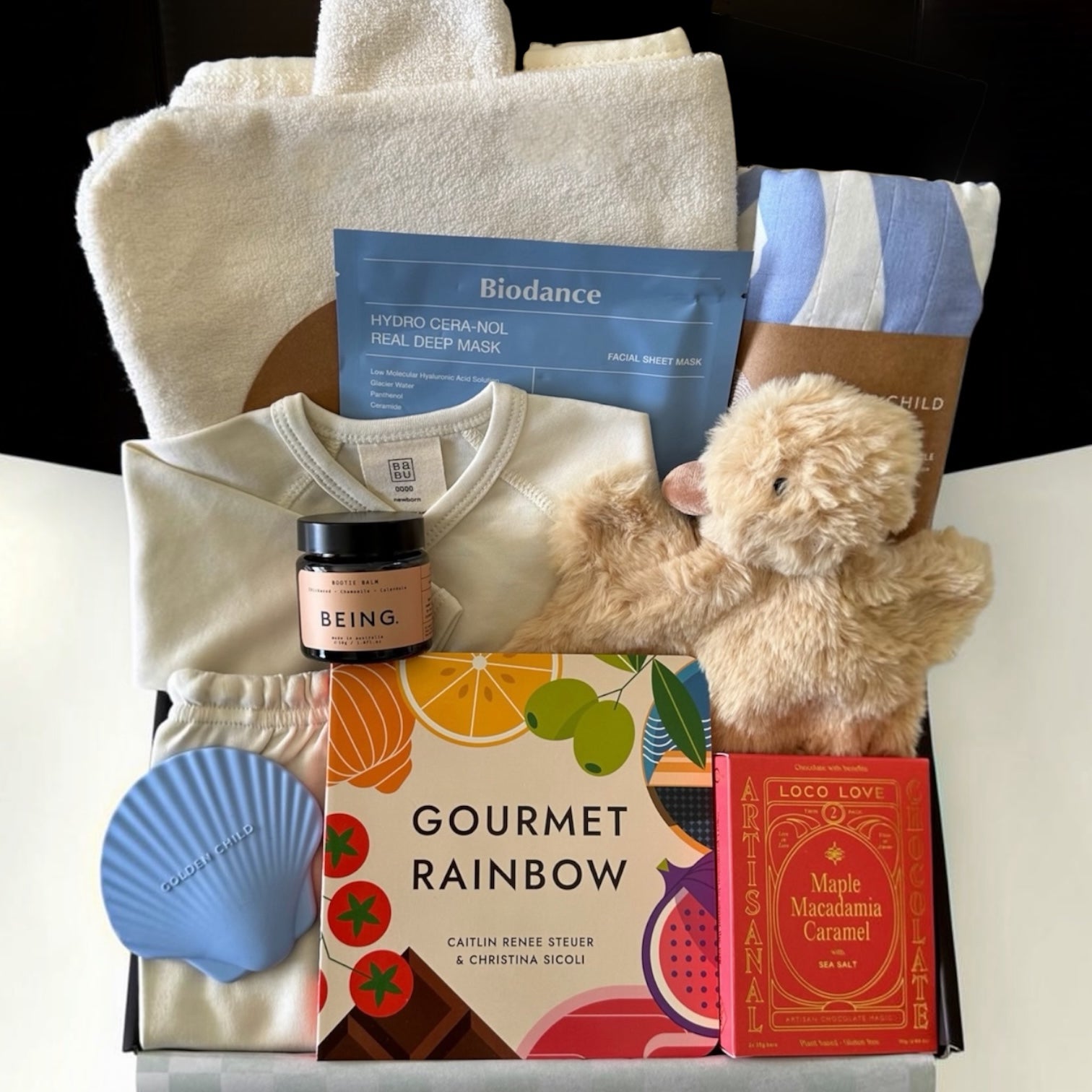 The Modern Heirloom – Gender-Neutral Newborn Gift Box Golden Blue by Claya