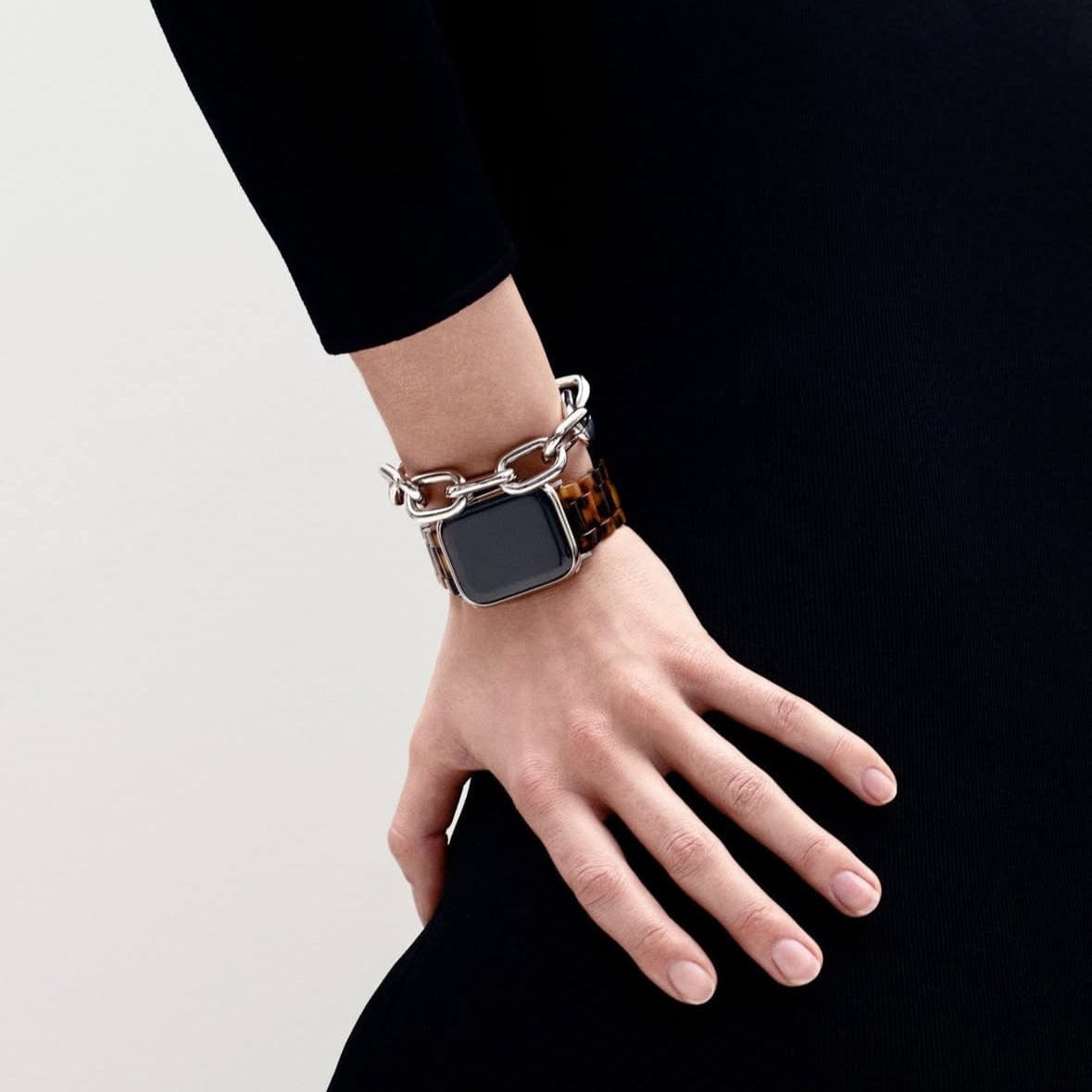 Universal Fit Apple Watch Band Set in Assorted Colours by Machete