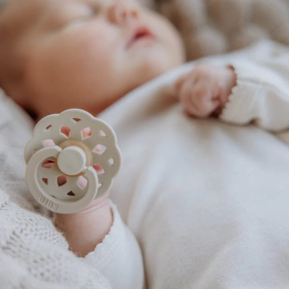 Vanilla/Dark Oak Colour Boheme Dummy S2 (2Pk) by Bibs