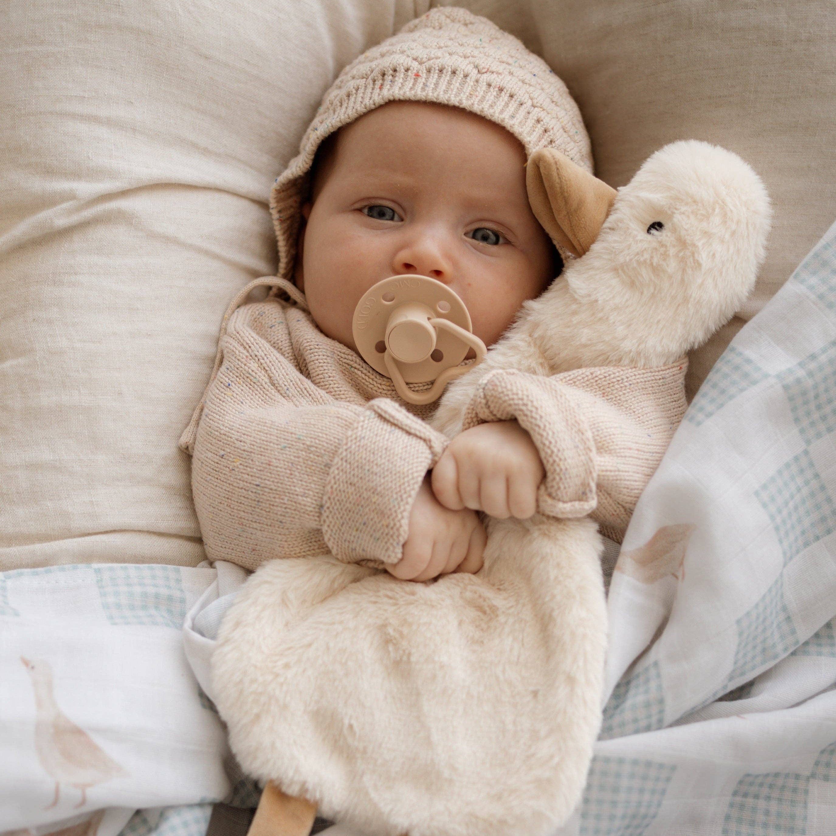 Waddles the Goose Comforter Toy by Pop Ya Tot