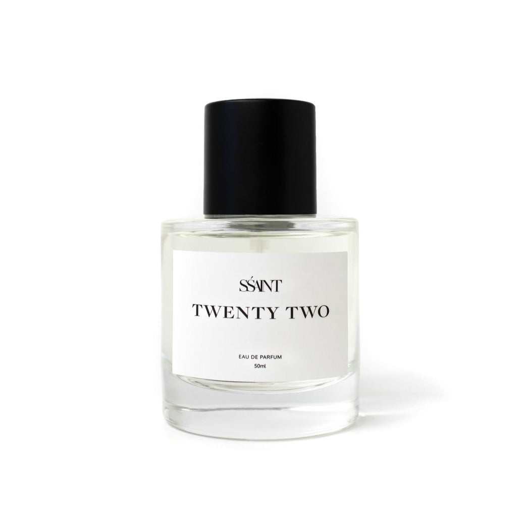 bride-to-be with twenty two 50ml by Claya