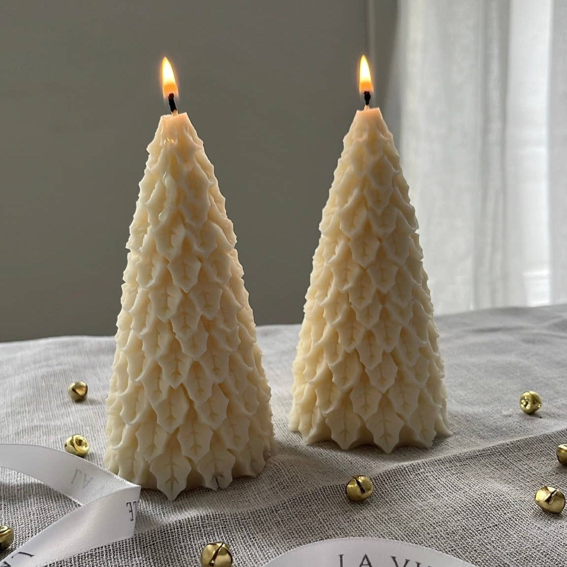 Christmas Tree Candle: Citrus by La vie & Belle