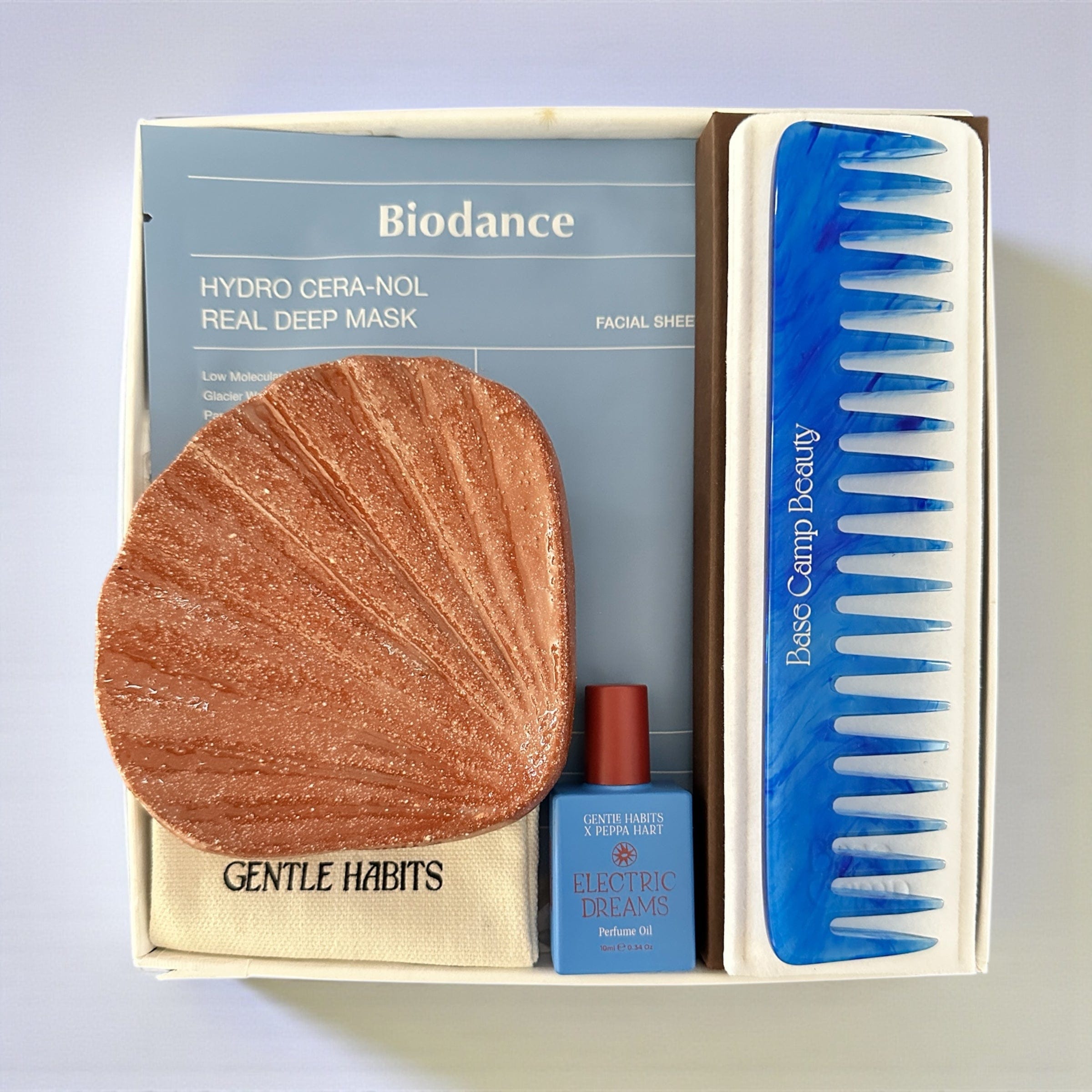 Form & Glow Gift Box by Claya