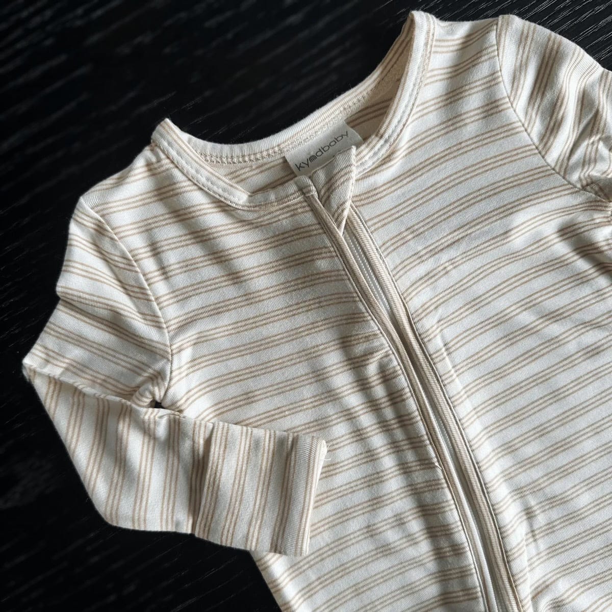 Kynd Baby Day or Night Baby Onesie – Neutral Stripe, NB & 0-3 Months by Kynd Baby
