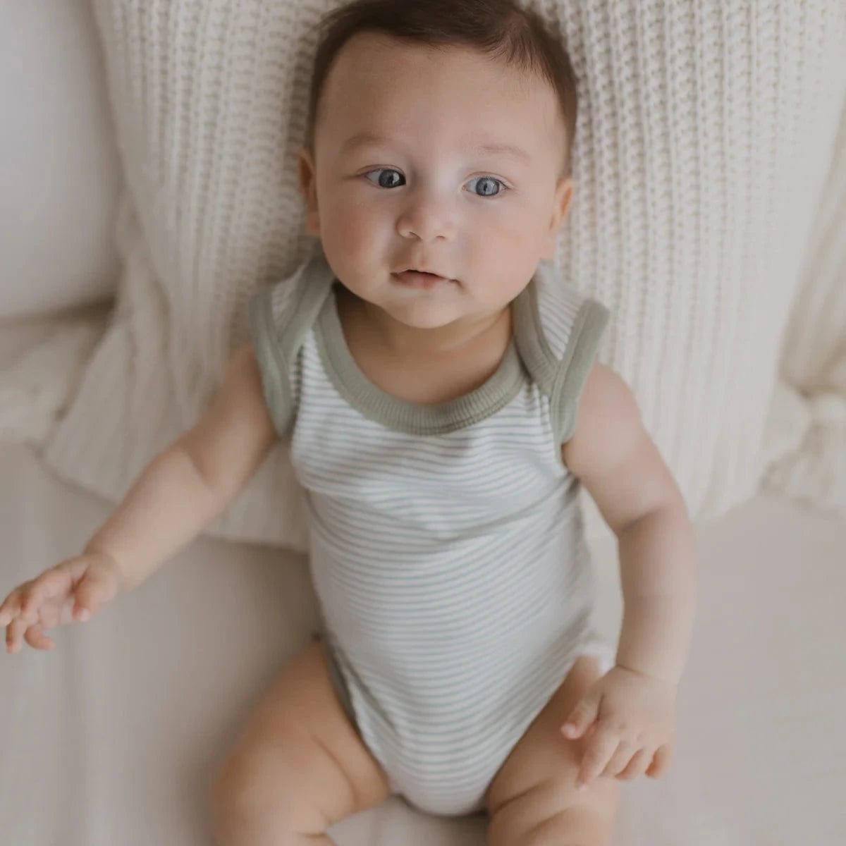 Little Voyager Baby Box by Claya