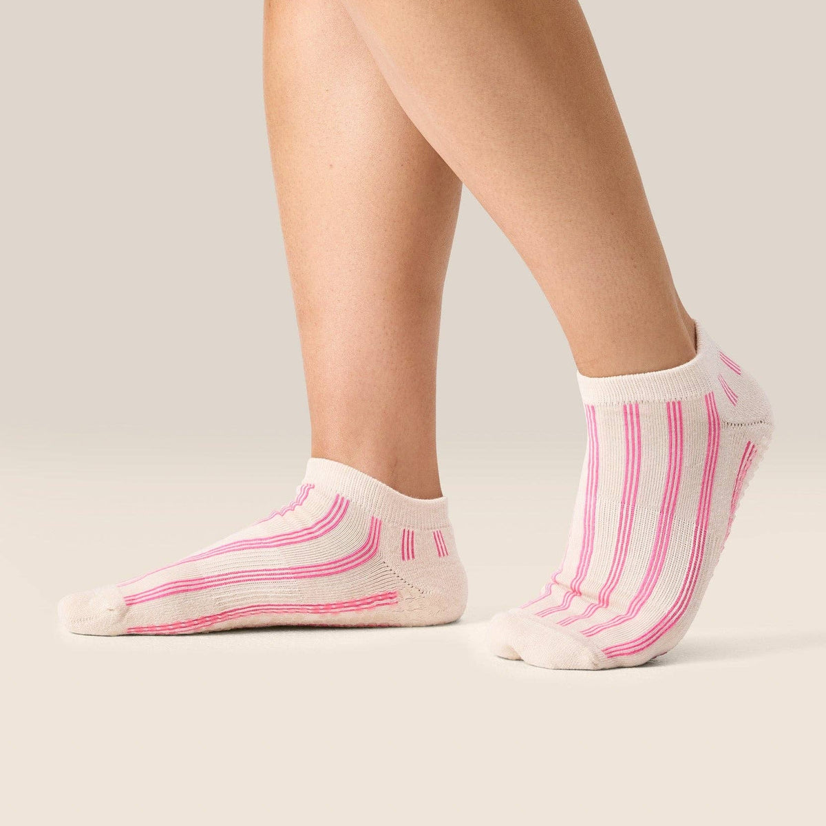 Low Rise Grip Socks - Rosa Carnival S by MoveActive