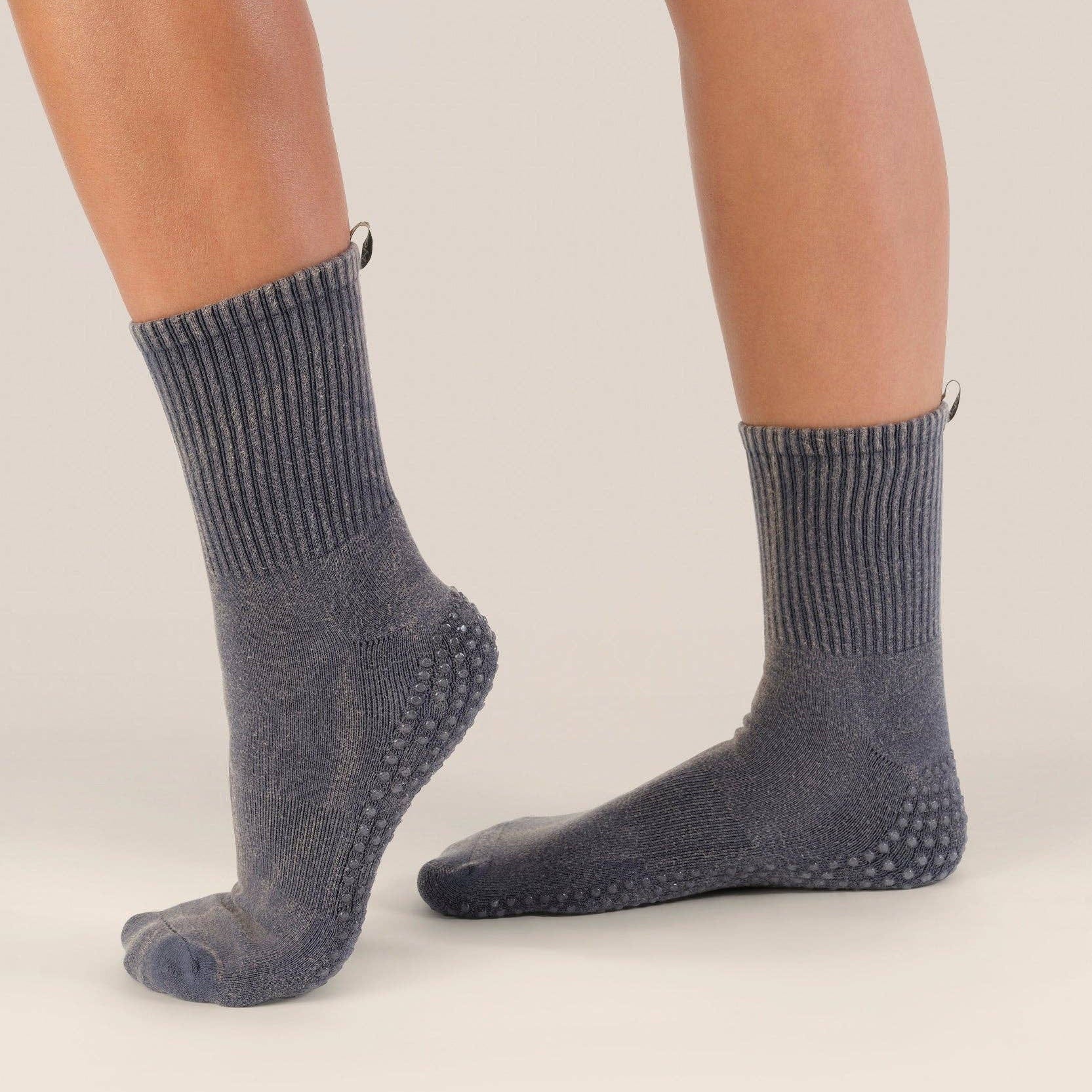MoveActive Crew Non Slip Grip Socks – Vintage Rib Navy  Pilates & Studio Essentials S by MoveActive