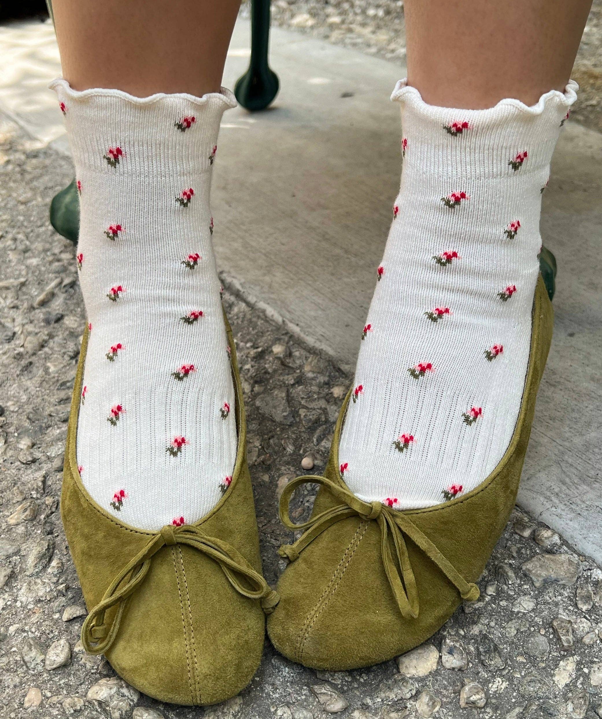 Petal Ruffled Hugger Crew Socks (Wholesale) by Le Bon Shoppe