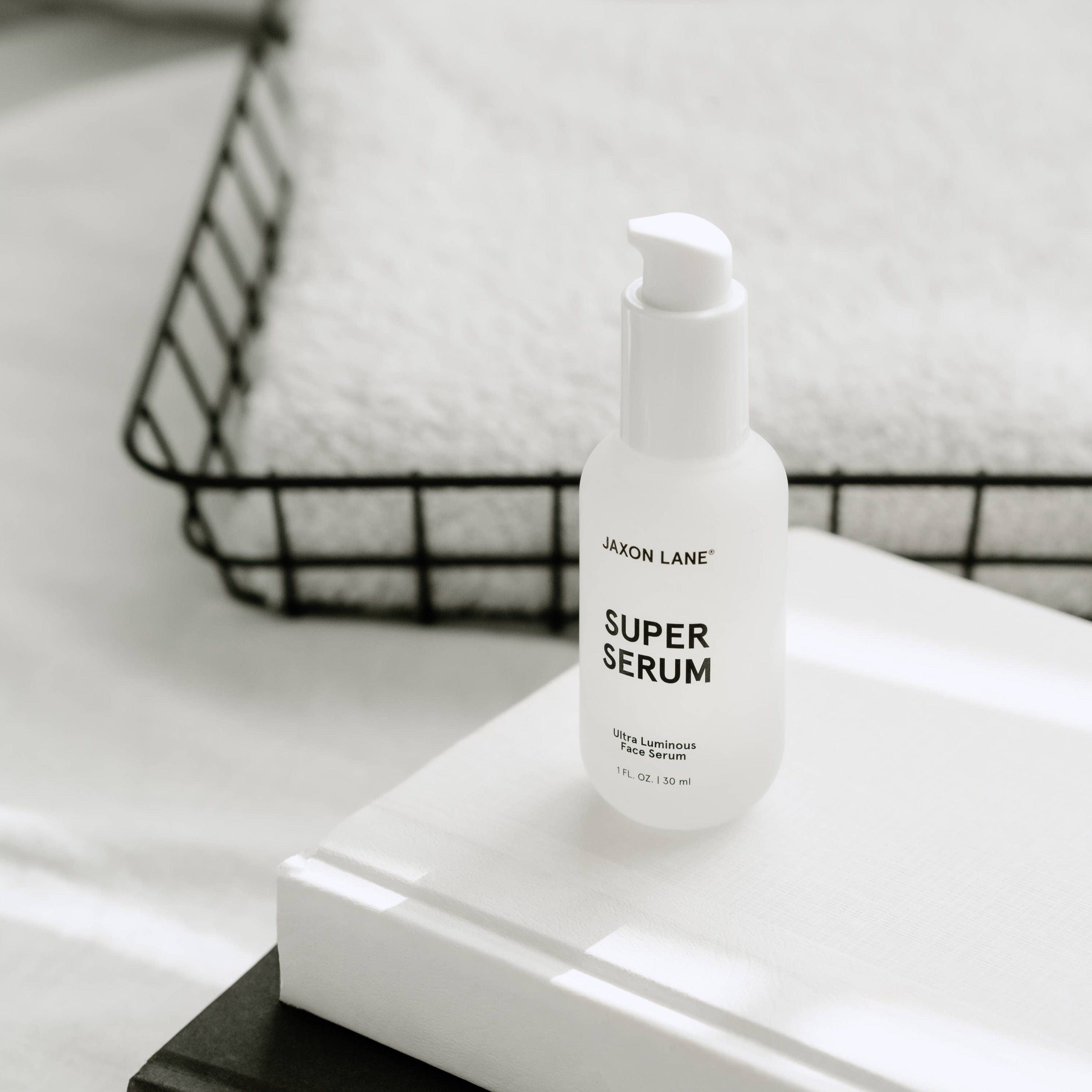 Super Serum - Ultra Luminous Face Serum by JAXON LANE