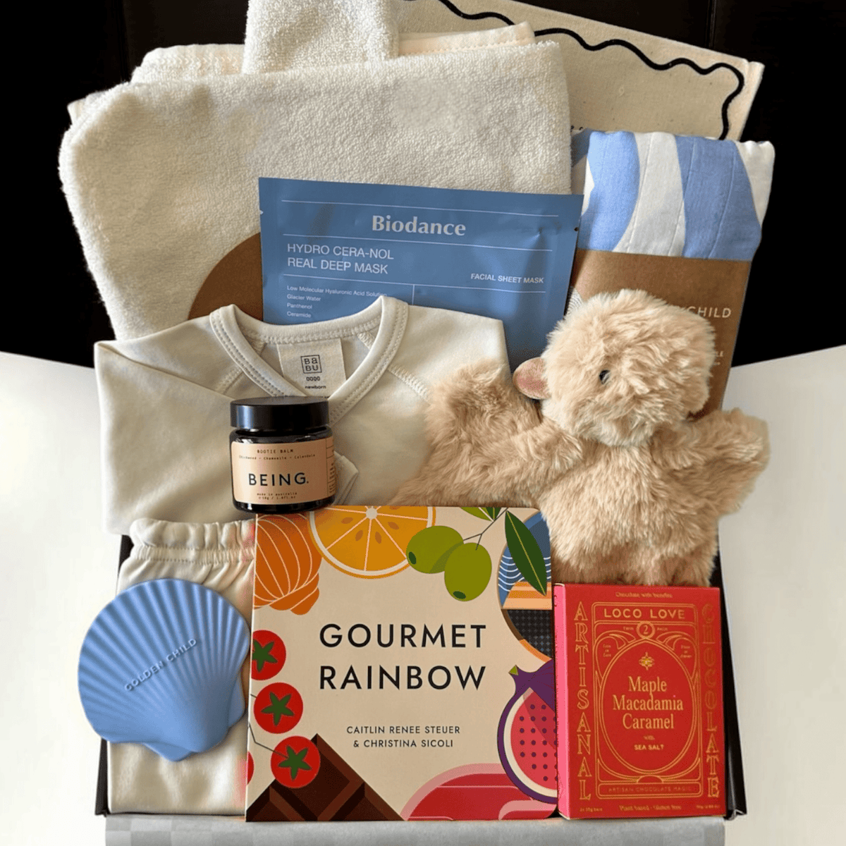 The Modern Heirloom – Gender-Neutral Newborn Gift Box Golden Blue by Claya