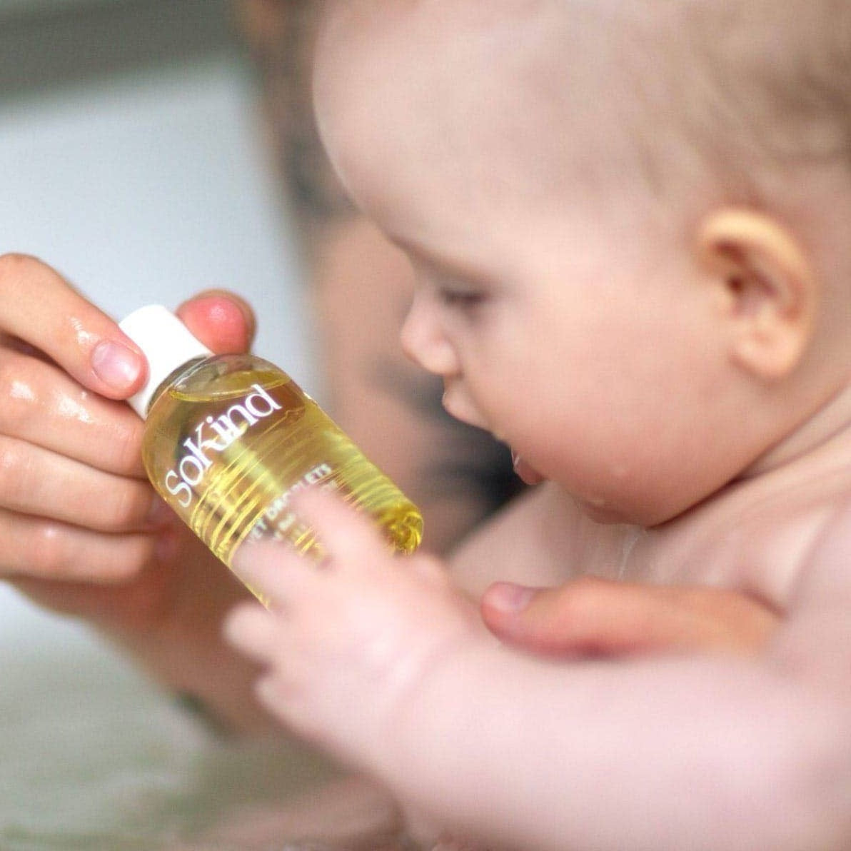 Velvet Droplets Nurturing Baby Bath Oil by SoKind